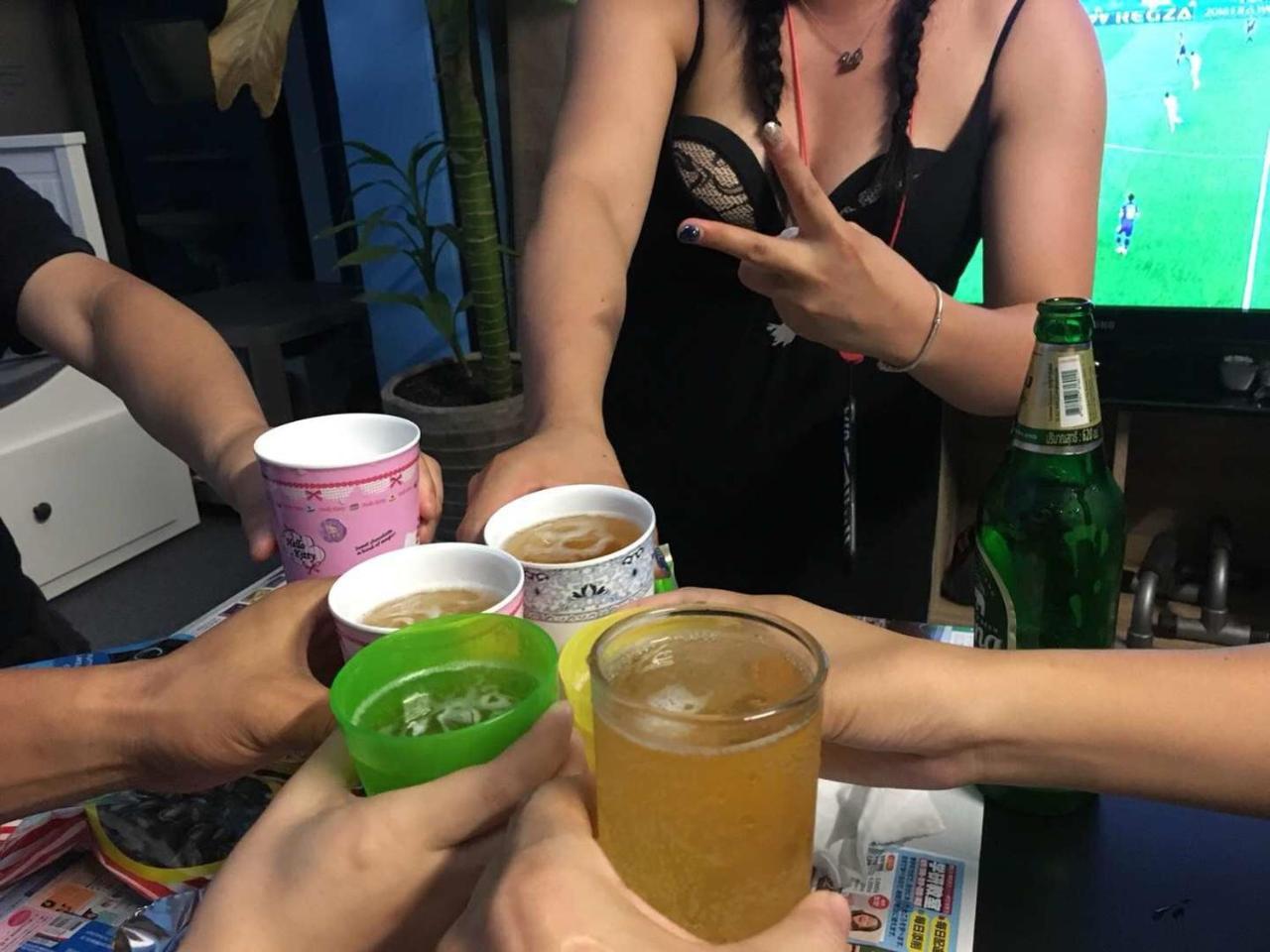 17You Inn Hostel Bangkok Kültér fotó